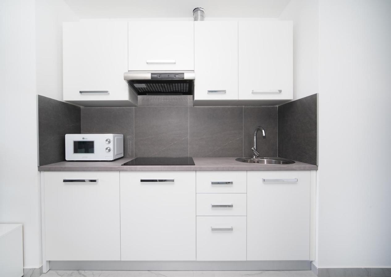 Villa Apartments Lela Рабац Экстерьер фото